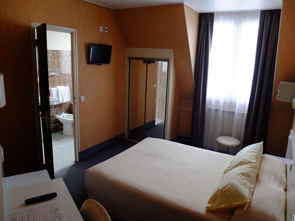 Hotel De Flore - Montmartre Paris Ngoại thất bức ảnh