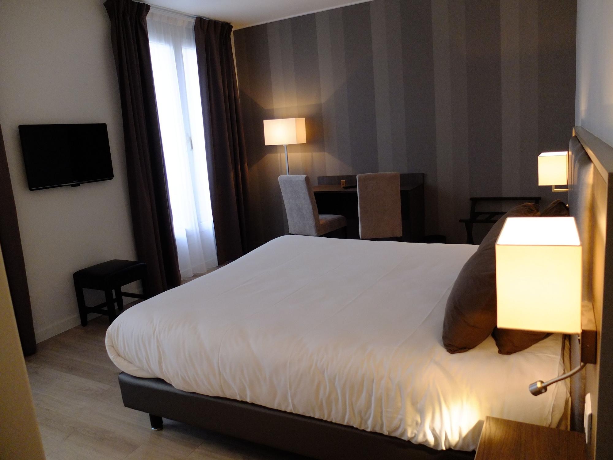 Hotel De Flore - Montmartre Paris Ngoại thất bức ảnh