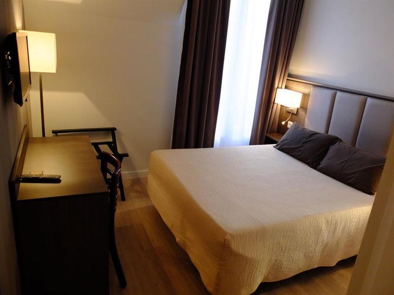 Hotel De Flore - Montmartre Paris Ngoại thất bức ảnh