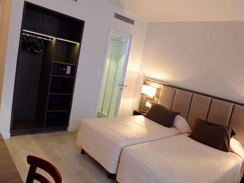 Hotel De Flore - Montmartre Paris Ngoại thất bức ảnh